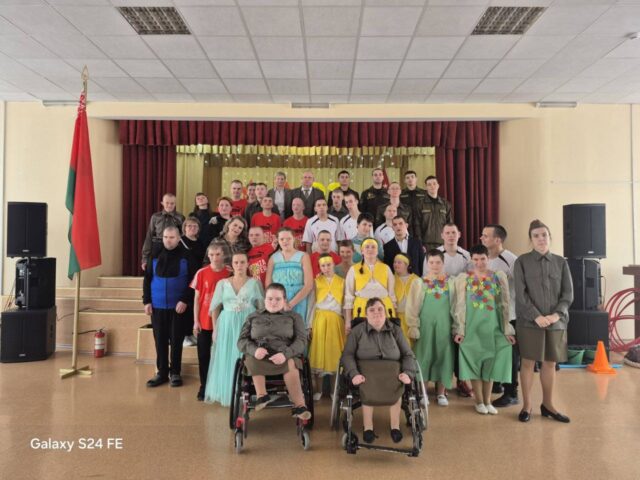 социальном пансионате «Уютный» состоялось спортивно-развлекательное мероприятие «А, ну-ка, парни!»